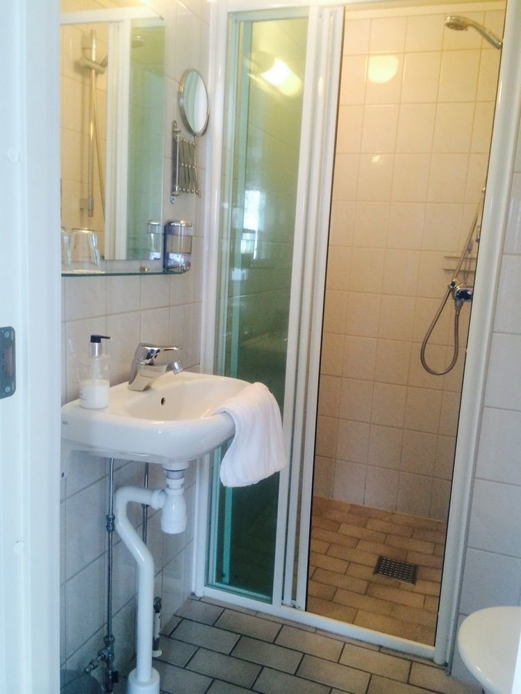 Toftastrand Hotell Векшё Экстерьер фото